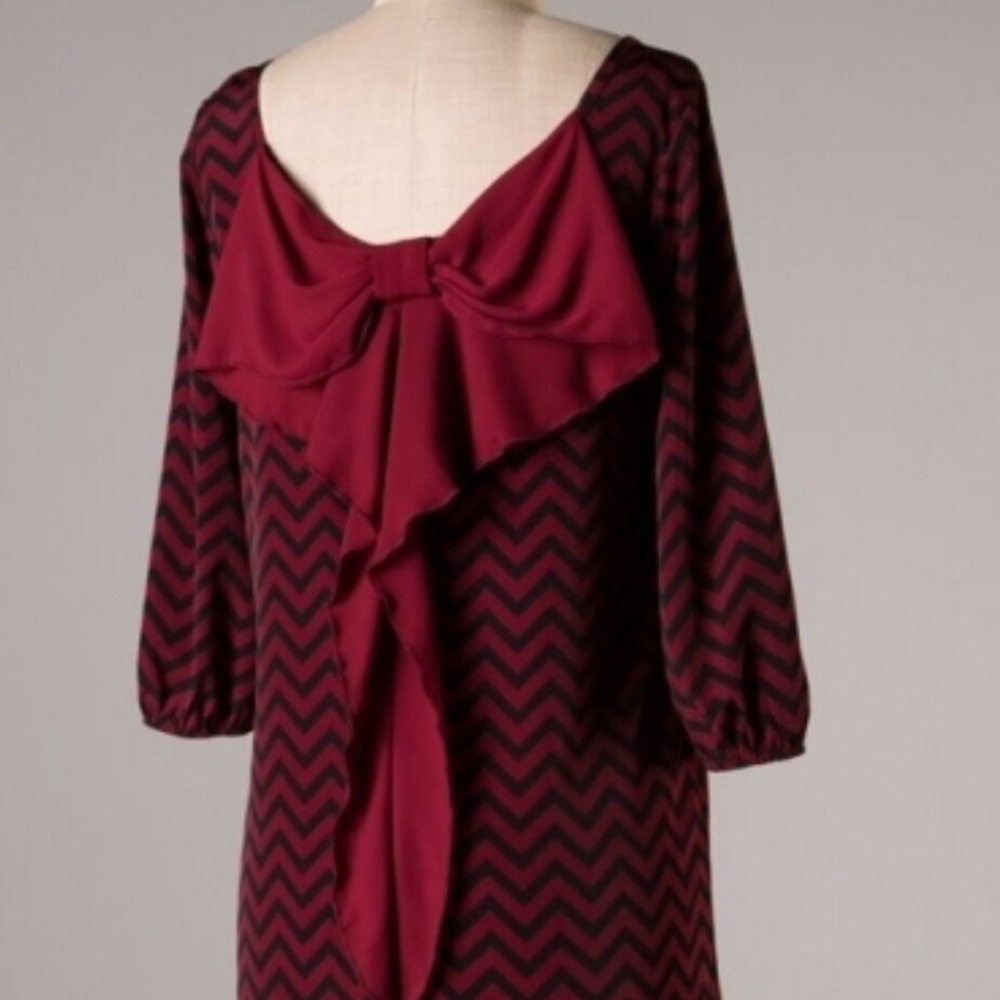 Chevron bow backed dress